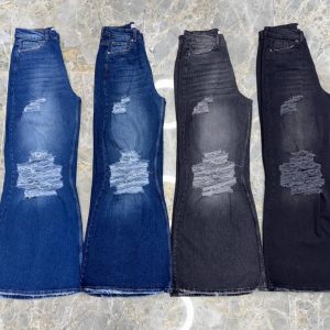 Ripped-style Jeans